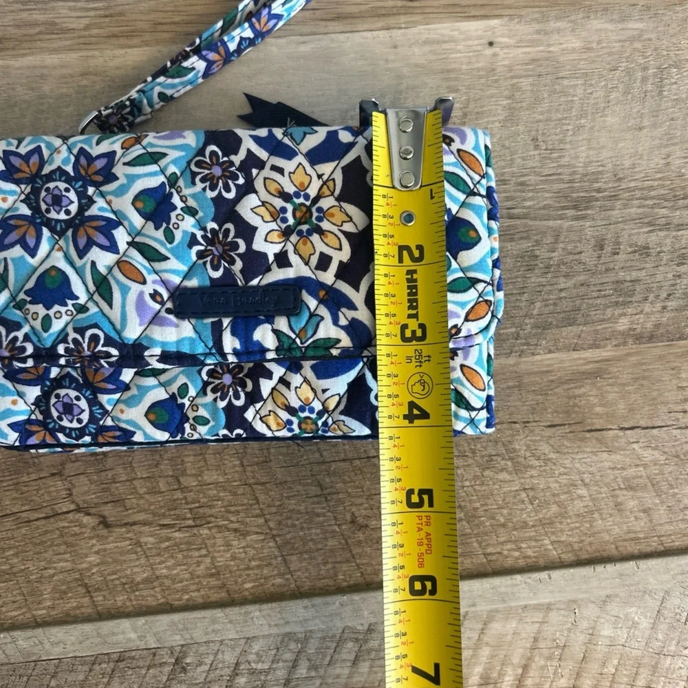 Vera Bradley RFID Wallet Crossbody‎ - Lisbon Medallion Cool Print Colorful